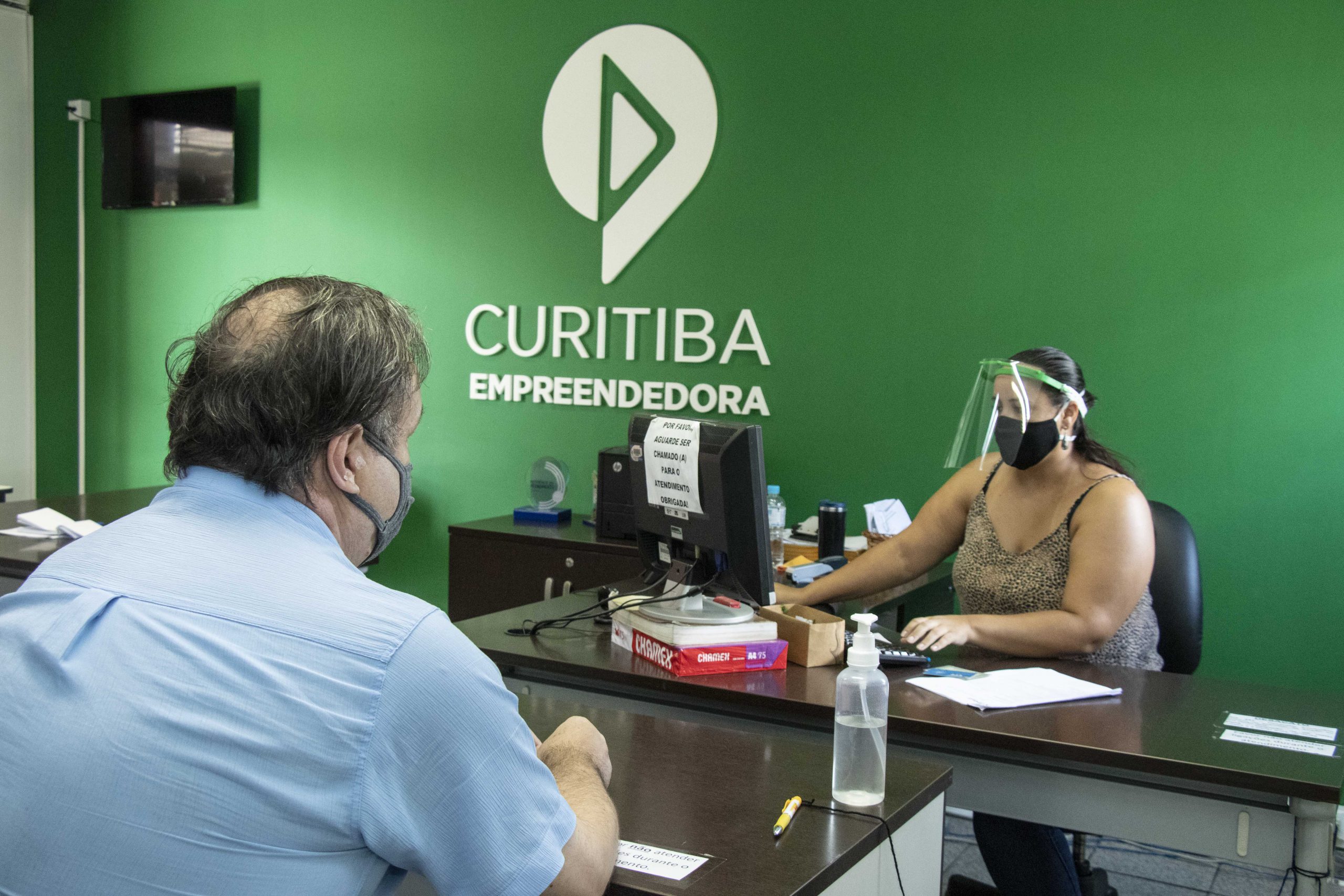 Espaços Empreendedor de Curitiba fazem quase mil atendimentos diários aos  210 mil MEIs da cidade - Portal do Servidor de Curitiba